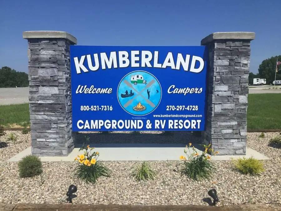 Kumberland campground entrance sign