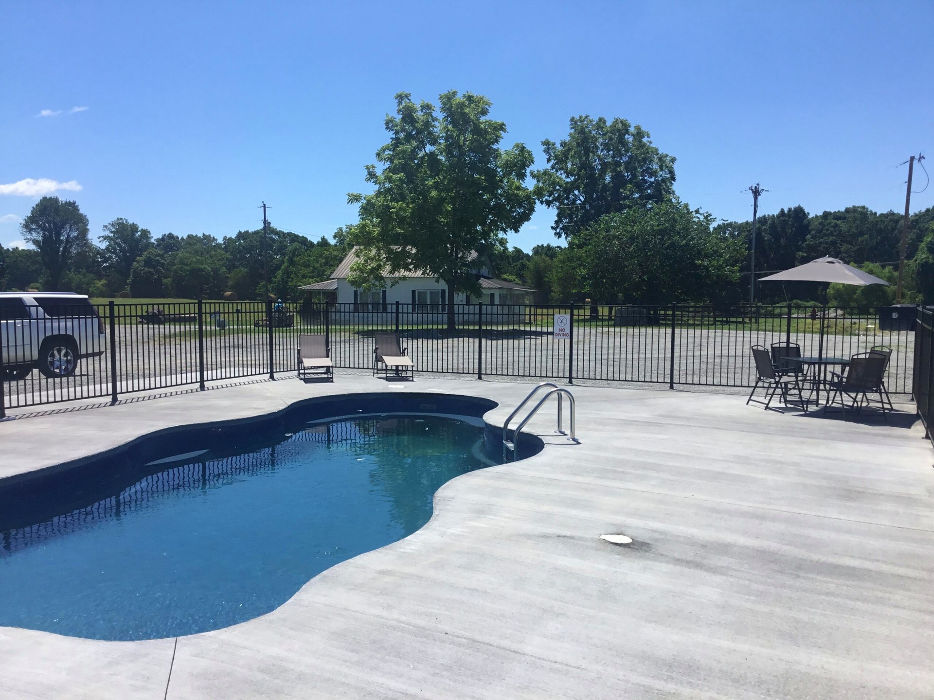 Resort pool and lodge at K2 Campground Resorts